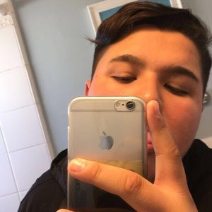 Meet your Posher, Javier